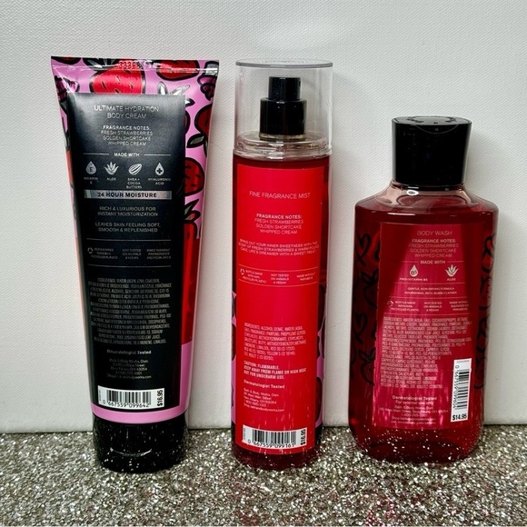 Bath & Body Works Strawberry Pound Cake Body Care Gift Set Nwt - Picture 4 of 5
